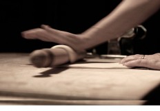 a mano..como siempre se hizo!